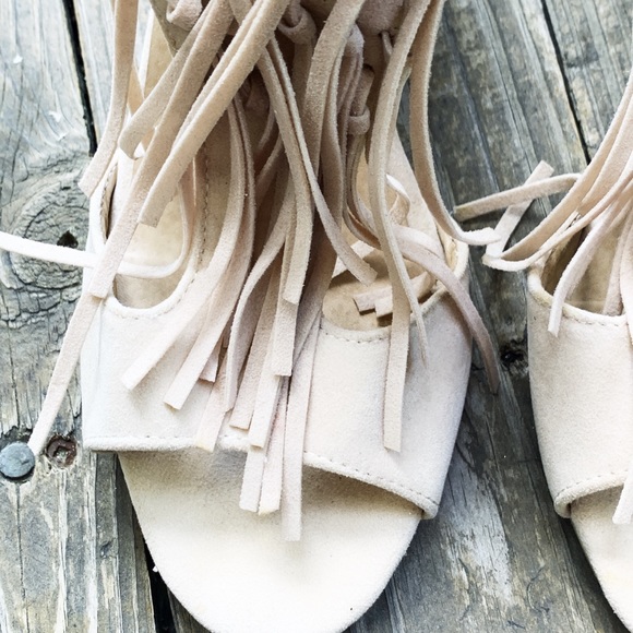 🆕 WESTERN CINDARELLA - Picture 6 of 8